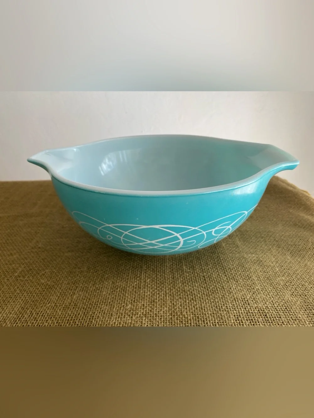 VTG  1959 Pyrex Turquoise Scroll Cinderella bowl, model #443.